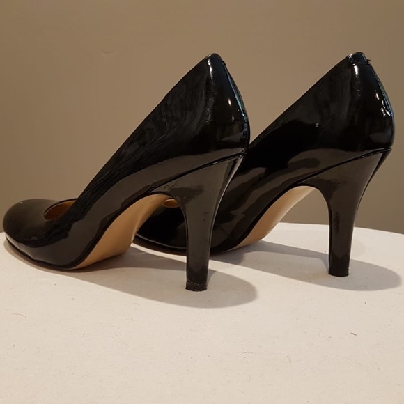 Black patent high heel pumps - Picture 2 of 3